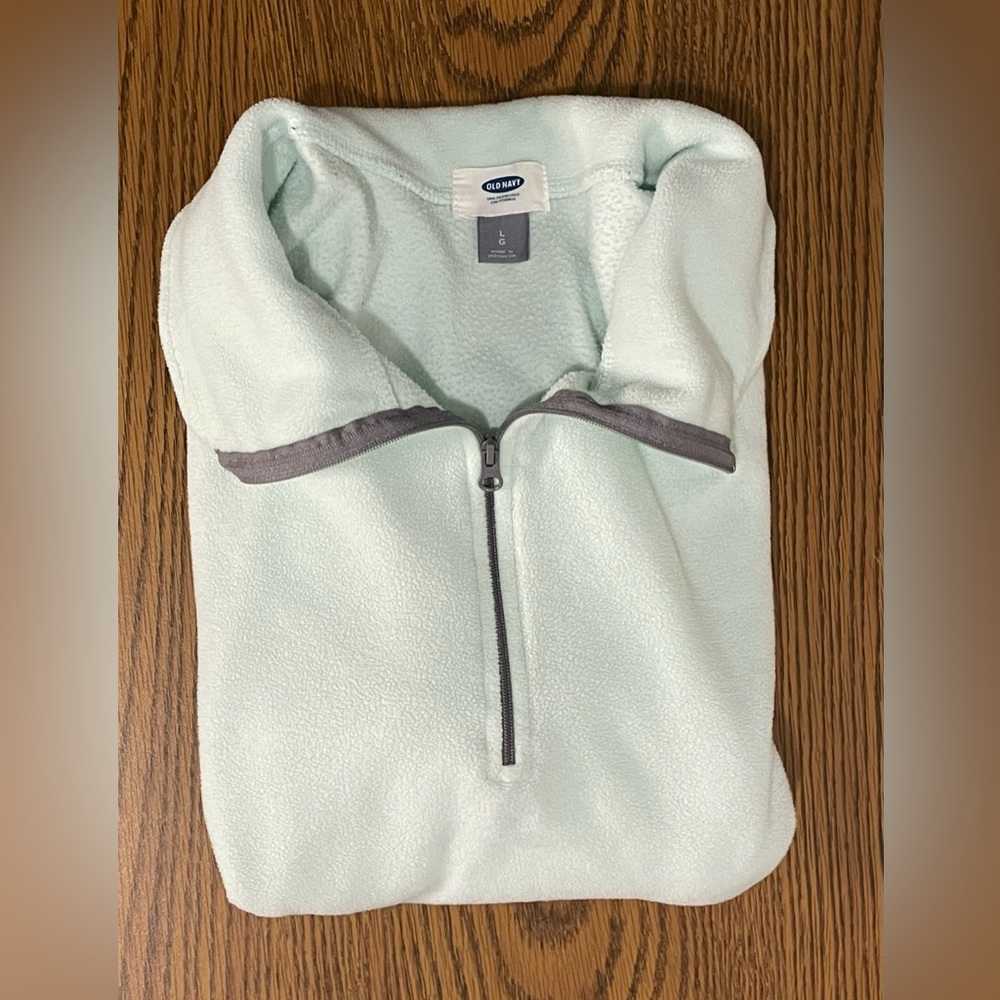 Old Navy Sweater